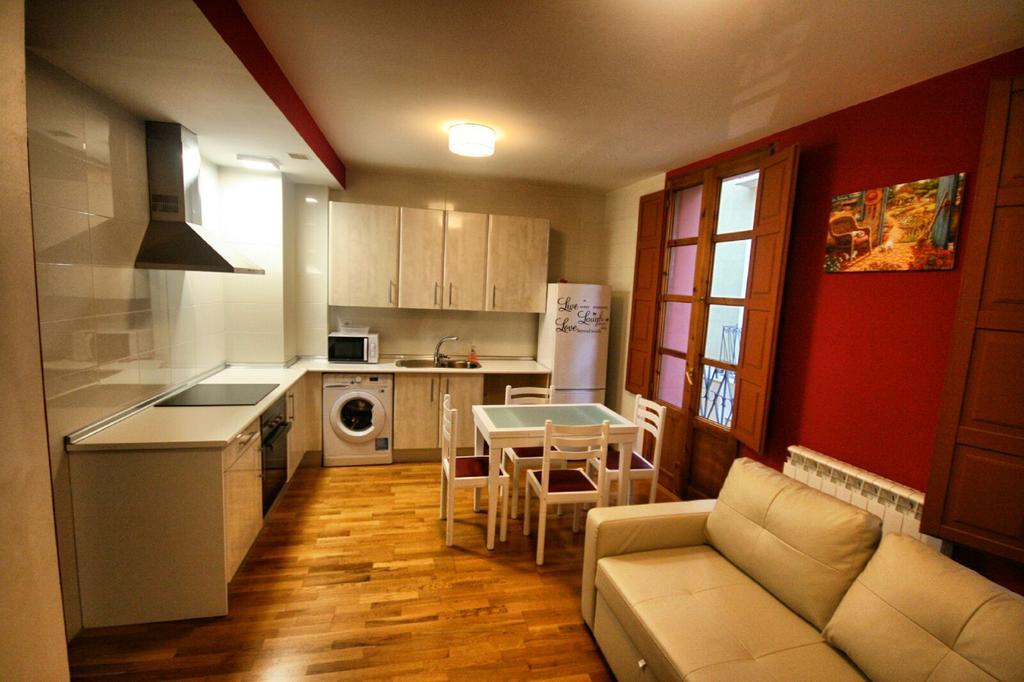 El Mirador Del Rioja, Zona Laurel Apartment โลโกรโญ ภายนอก รูปภาพ