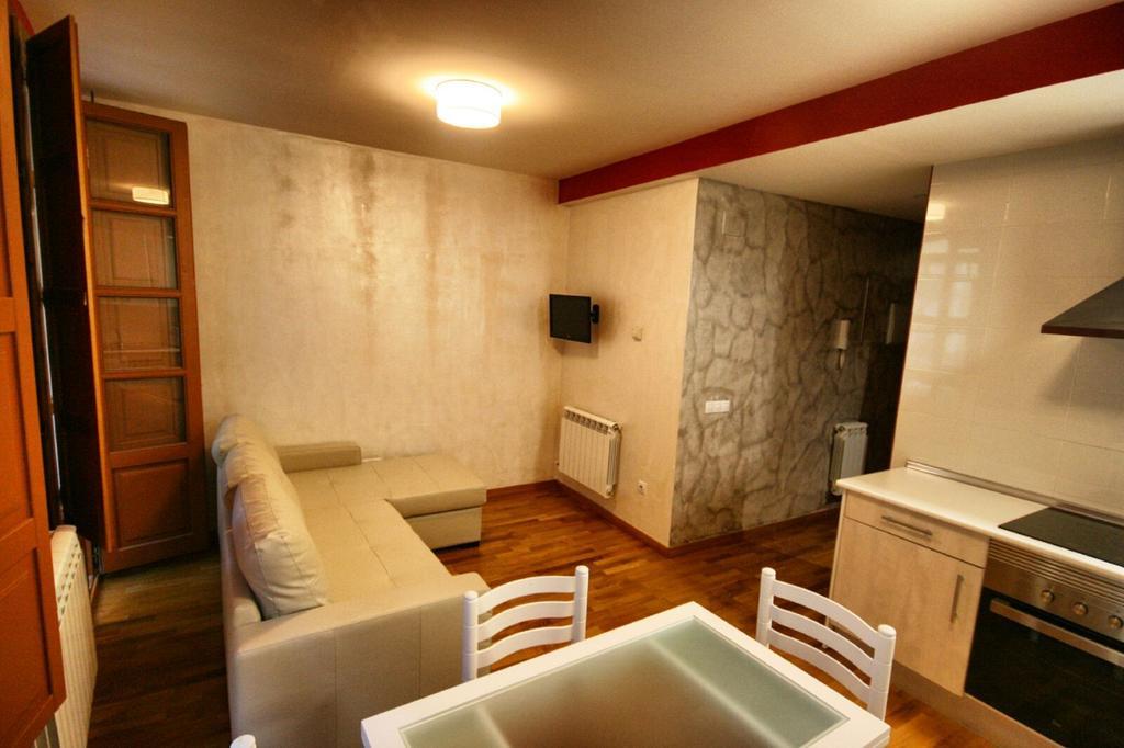 El Mirador Del Rioja, Zona Laurel Apartment โลโกรโญ ภายนอก รูปภาพ